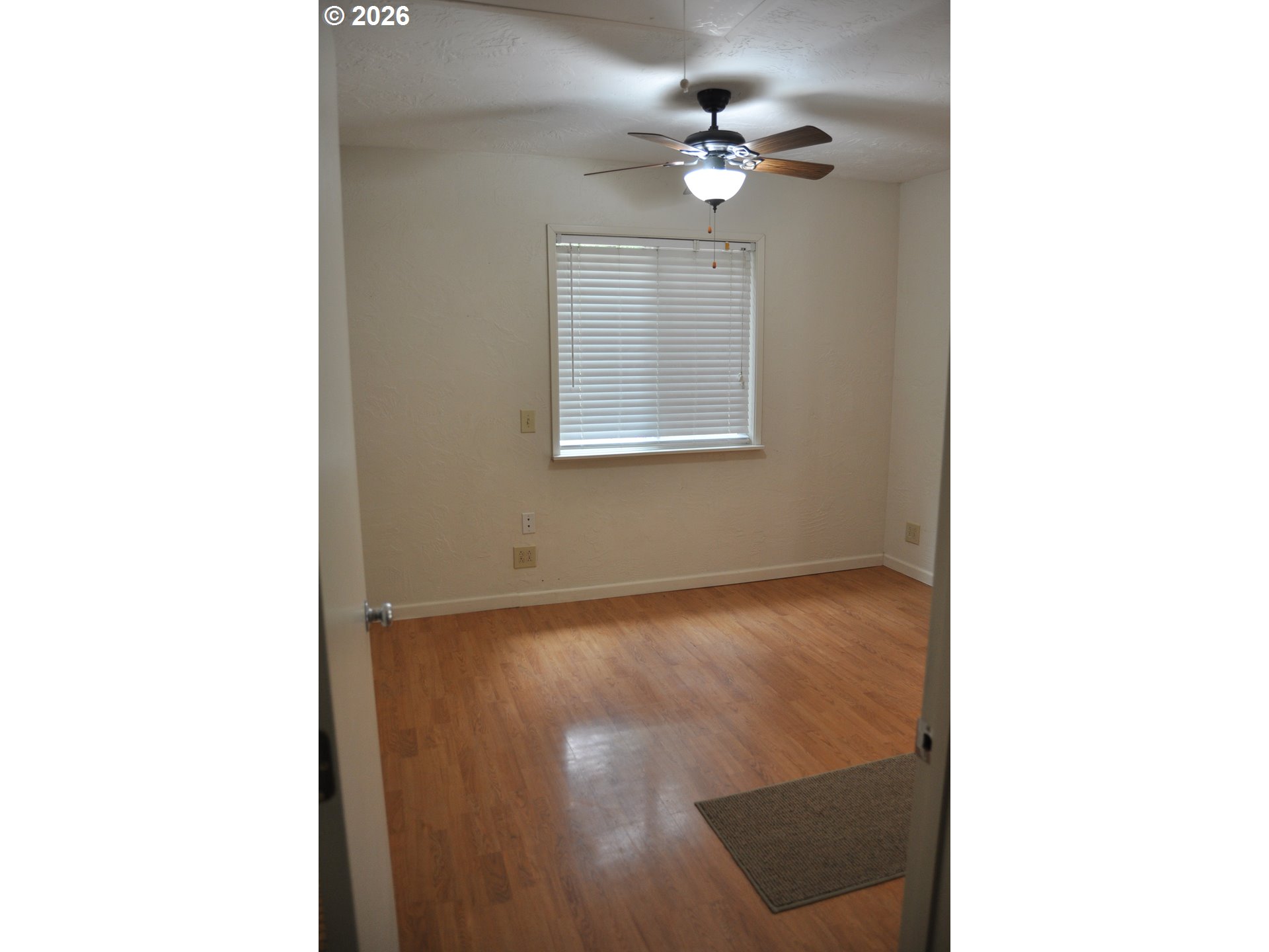 23776 Warthen Road Elmira, OR 97437 - Photo 18 of 34 Den/Office