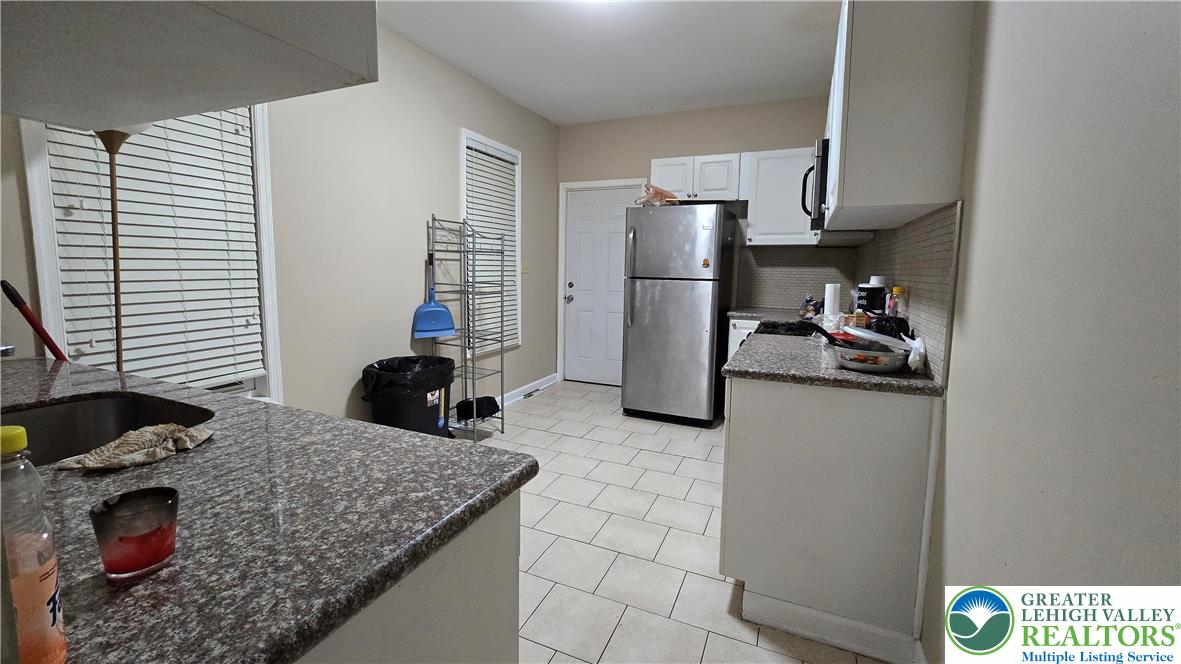 1116 West Maple Street Allentown, PA 18102 - Photo 11 of 35