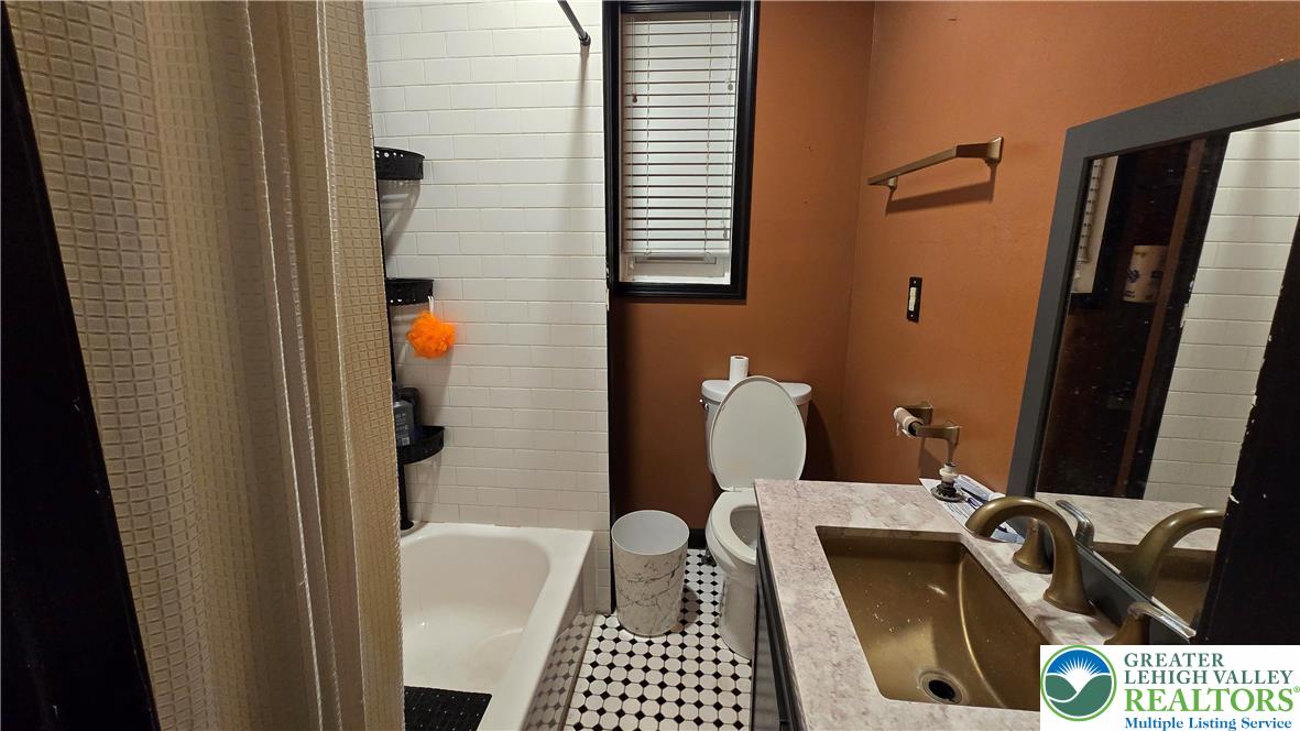 1116 West Maple Street Allentown, PA 18102 - Photo 21 of 35