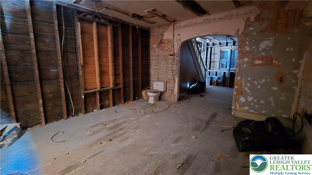 1116 West Maple Street Allentown, PA 18102 - Photo 35 of 35