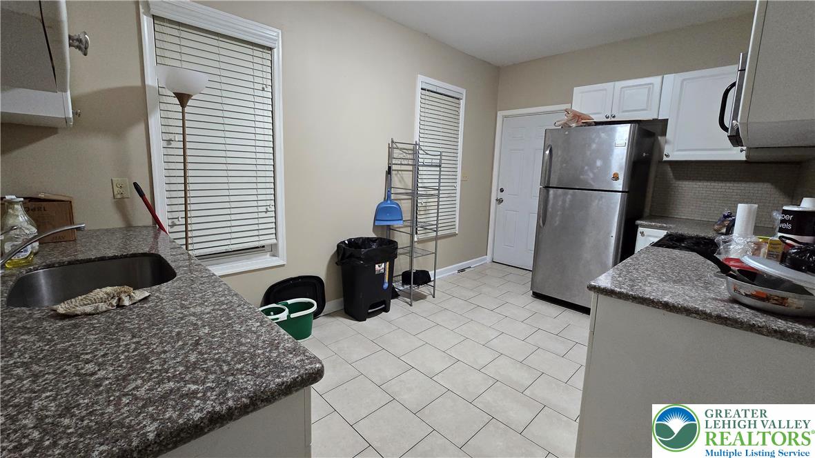 1116 West Maple Street Allentown, PA 18102 - Photo 9 of 35