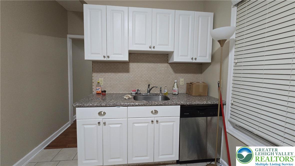 1116 West Maple Street Allentown, PA 18102 - Photo 10 of 35