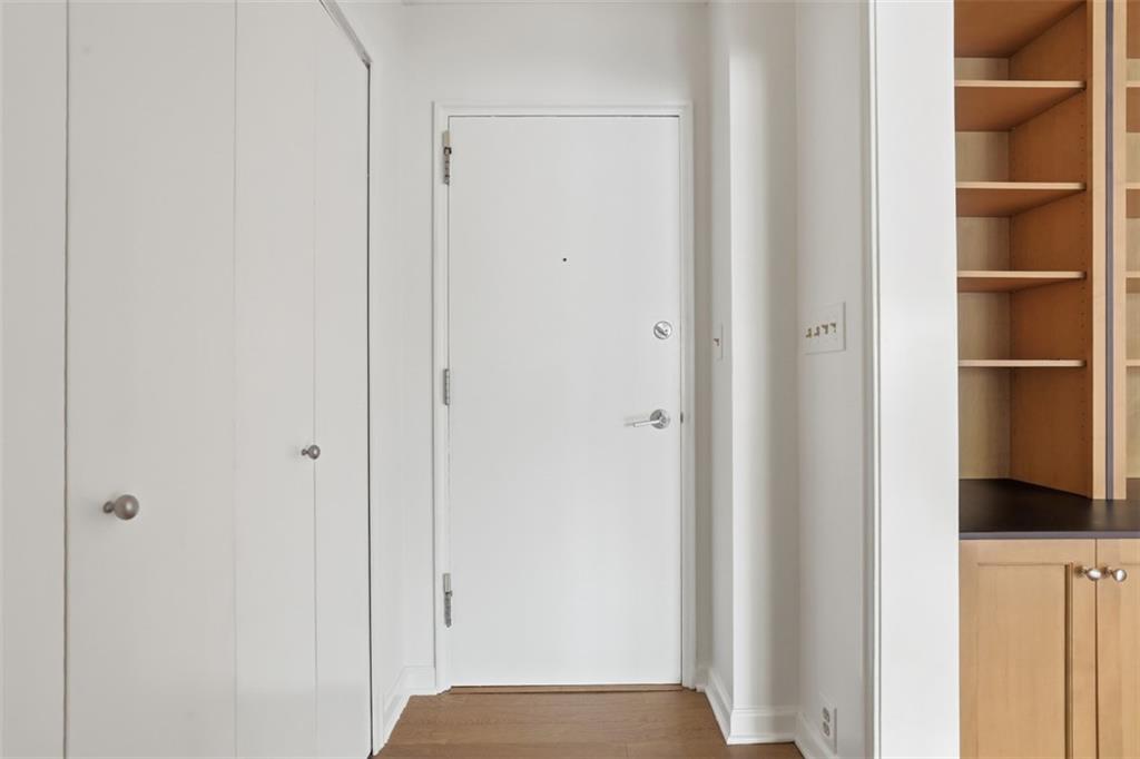 154 North Bellefield Avenue, Unit 44 Pittsburgh, PA 15213 - Photo 8 of 33 Coat closet upon entering the home.