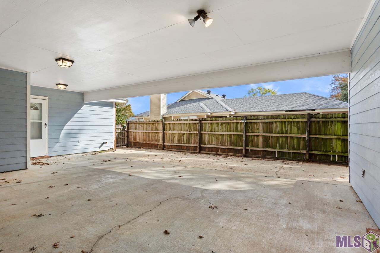 7808 Bayou Fountain Avenue Baton Rouge, LA 70820 - Photo 14 of 19
