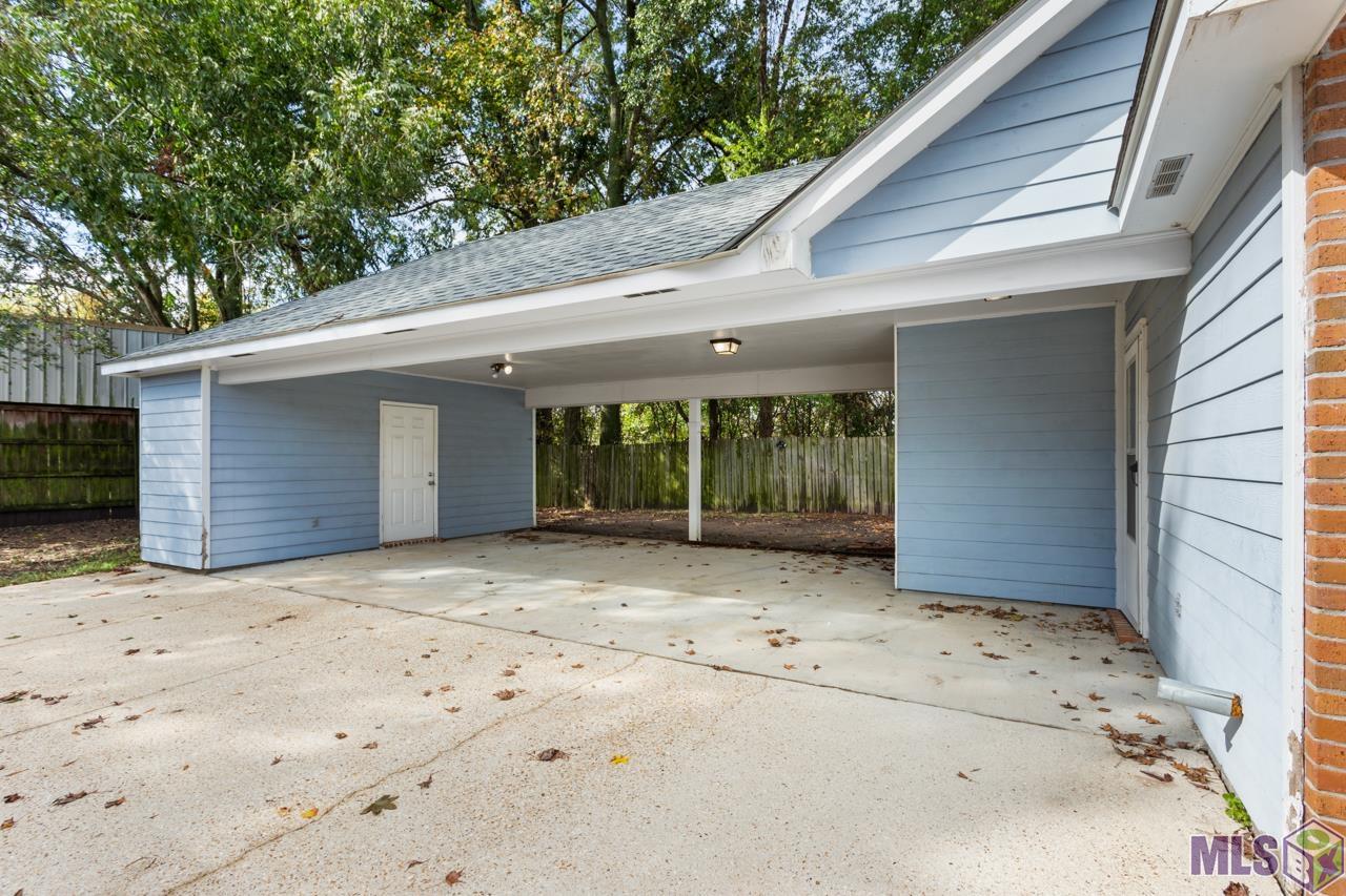 7808 Bayou Fountain Avenue Baton Rouge, LA 70820 - Photo 15 of 19