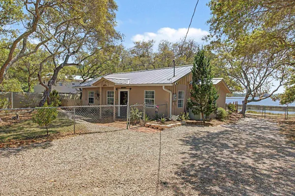 $535,000 | 756 Alligator Drive, Alligator Point, FL 32346