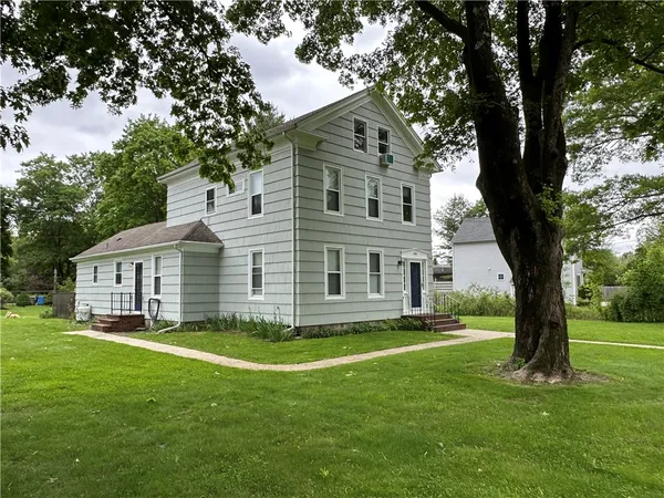 $2,250 | 3560 Kingstown Road, Unit 1, South Kingstown, RI 02892