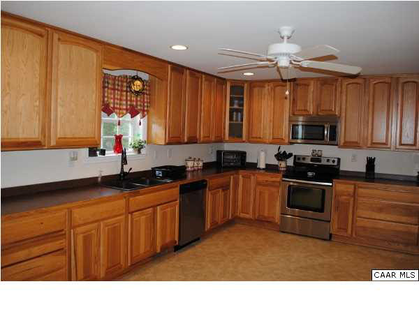 4144 Ridge Road Barboursville, VA 22923 - Photo 4 of 29 Beautiful Cabinets in Kitchen