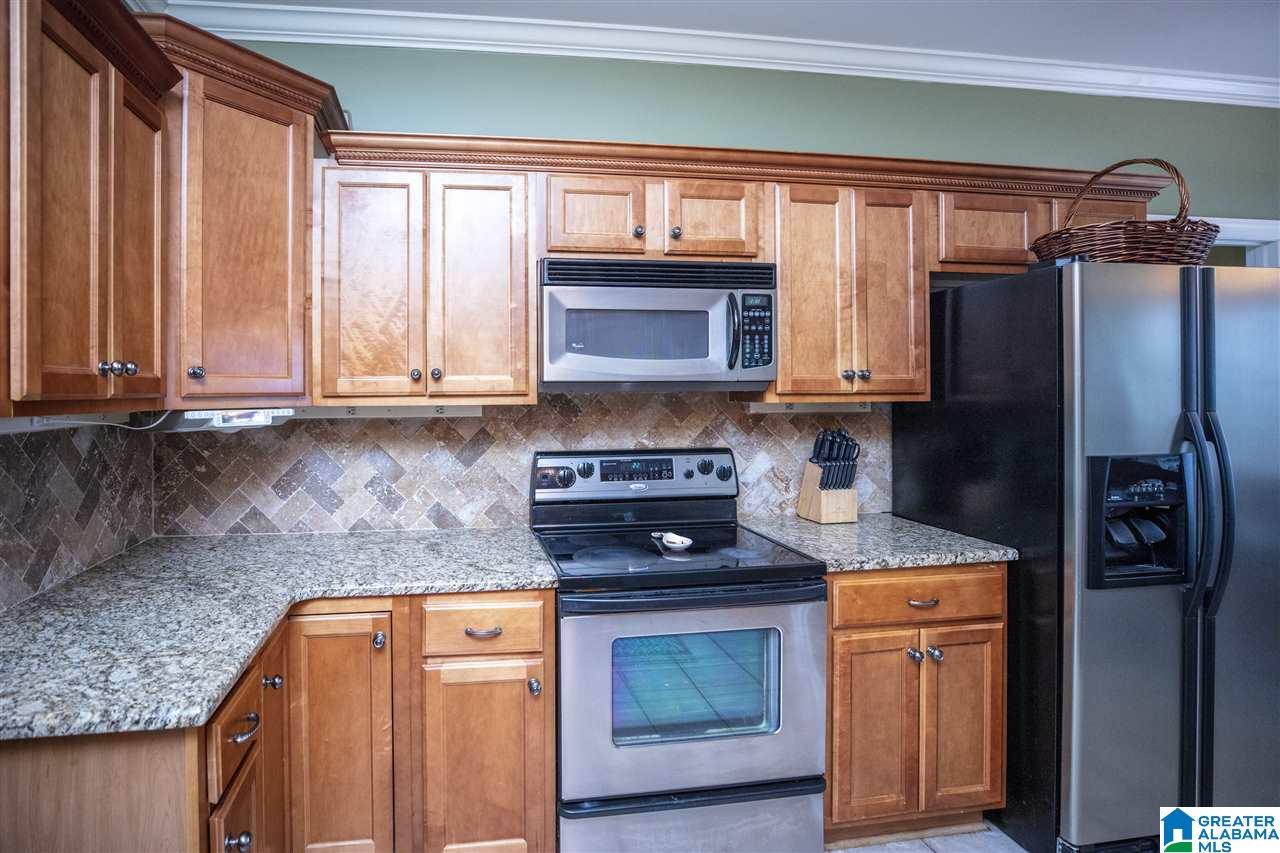 1029 Meadows Lane Moody, AL 35004 - Photo 9 of 28