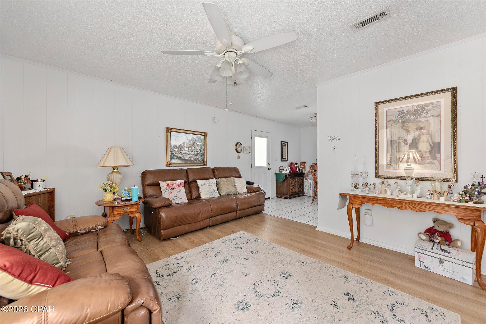 1561 Blue Creek Road Ponce de Leon, FL 32455 - Photo 5 of 25
