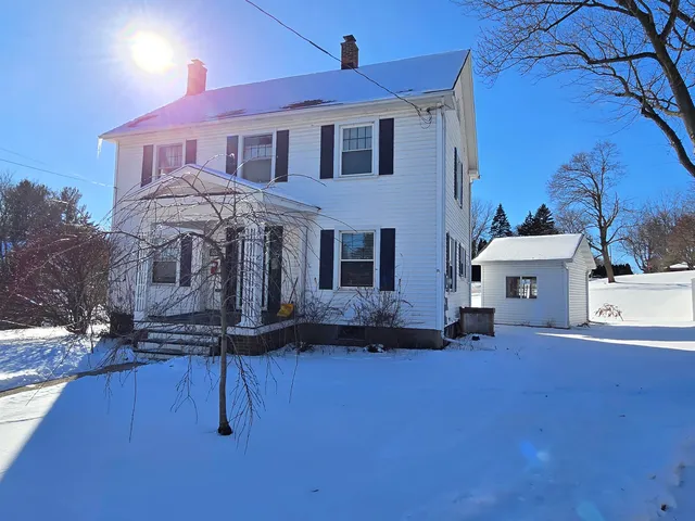 $425,000 | 605 West Madison Street, Lake Mills, WI 53551
