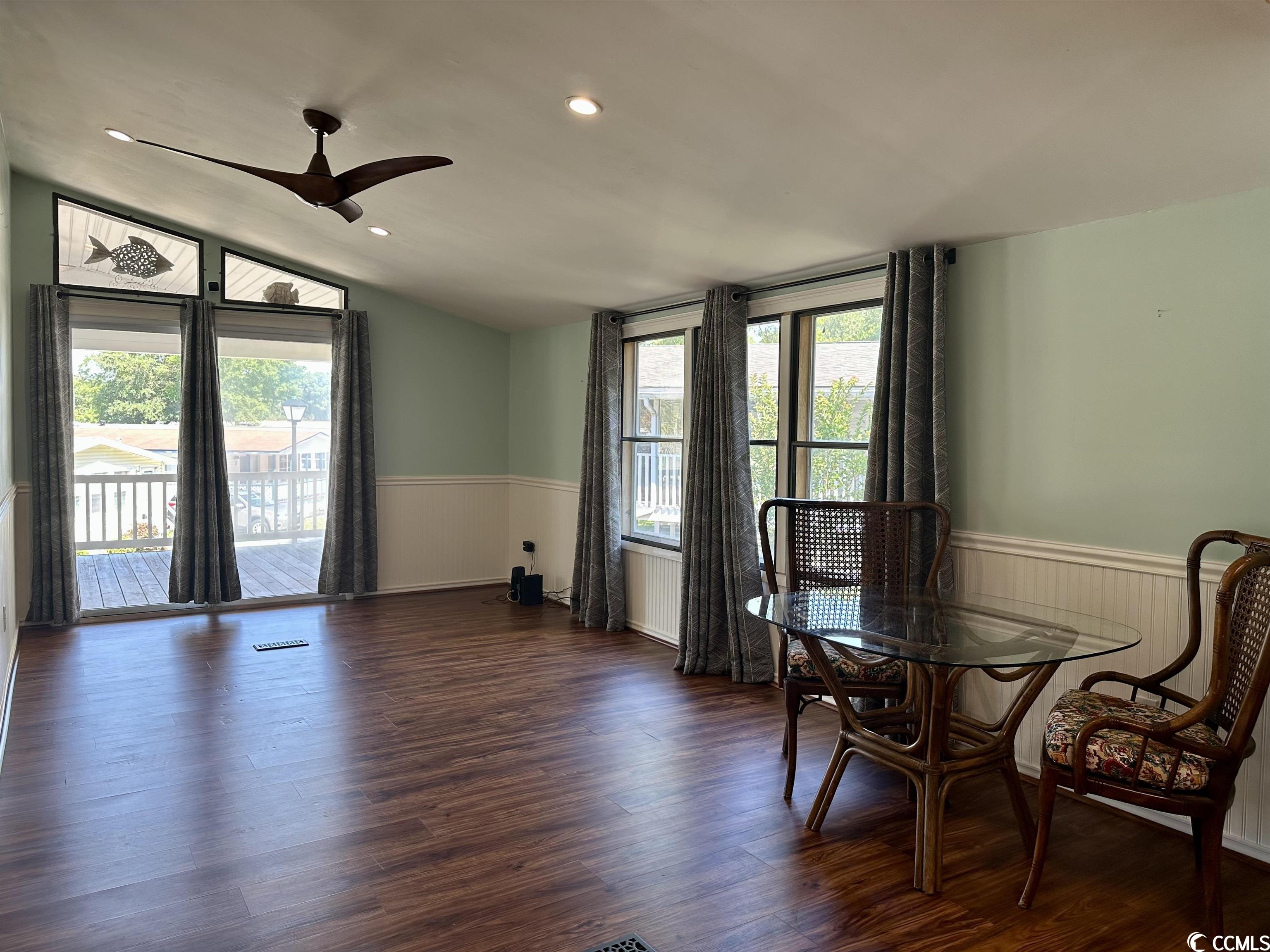 1679 Sandollar Drive Surfside Beach, SC 29575 - Photo 5 of 37