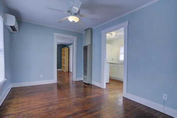 $1,100 | 514 East 15th Street, Unit 2, Houston, TX 77008