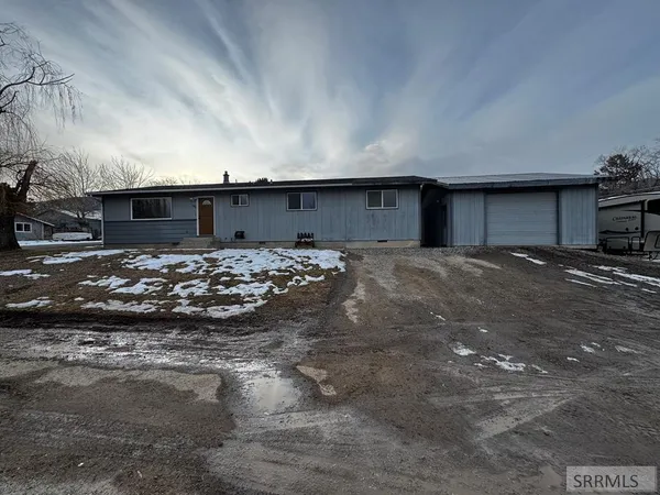 $365,000 | 300 S 14th Street, Salmon, ID 83467