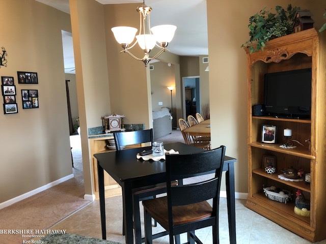 15580 Schultz Road Allenton, MI 48002 - Photo 19 of 49 Breakfast Nook