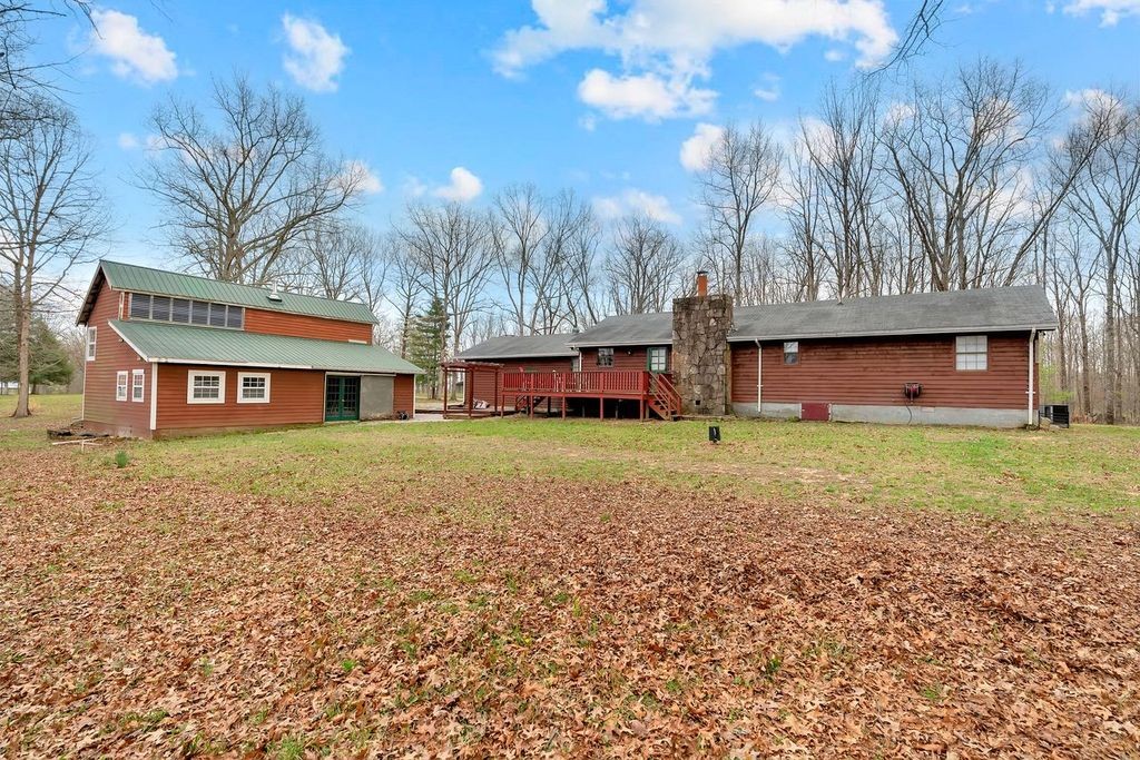 251 Bell Road Monteagle, TN 37356 - Photo 35 of 45 a front view of house with yard