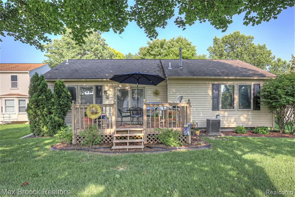 652 Bolinger Street Rochester Hills, MI 48307 - Photo 21 of 22