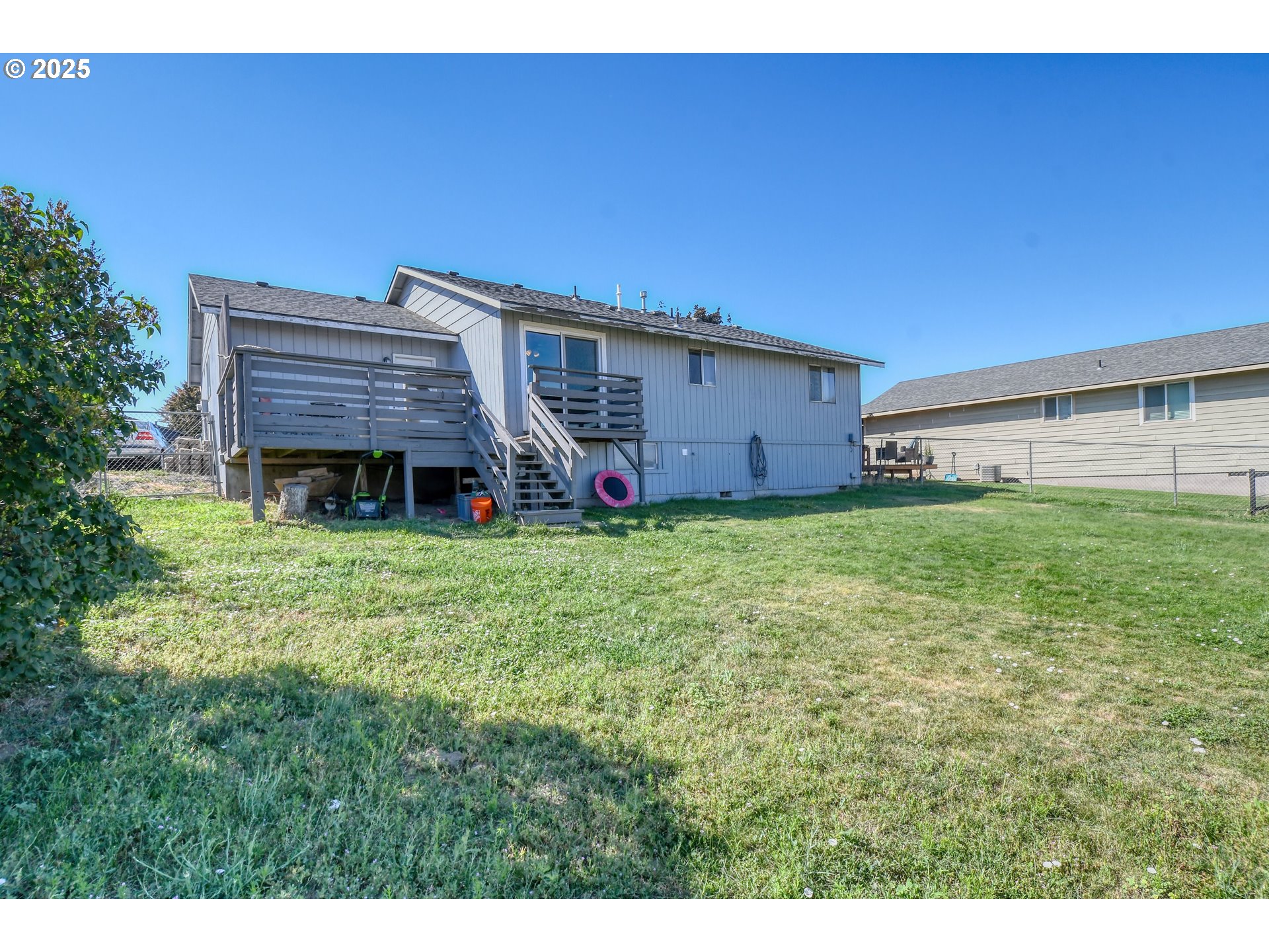 413 Southwest Nye Avenue Pendleton, OR 97801 - Photo 4 of 12