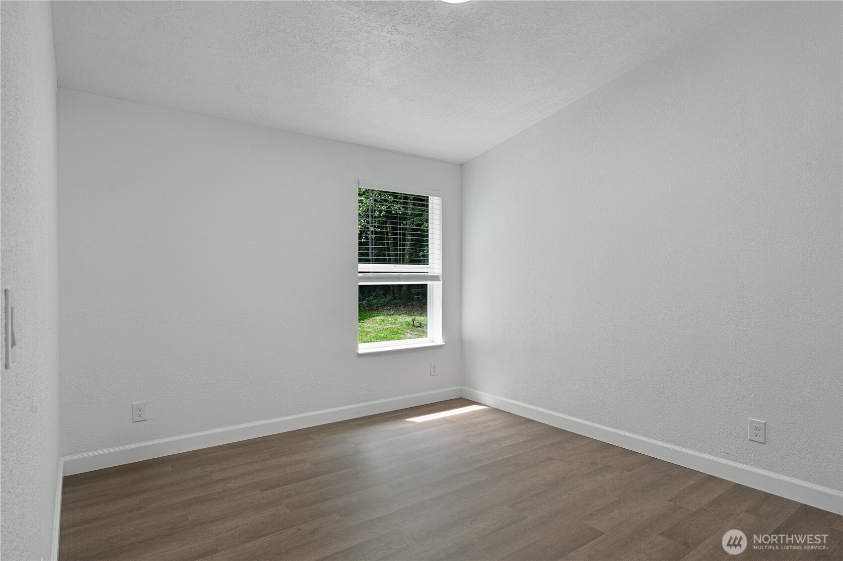 5279 Lars Hansen Road Southeast Port Orchard, WA 98367 - Photo 29 of 40 Gallery Image 29