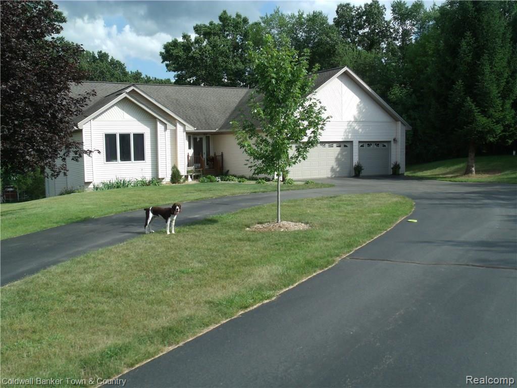 6891 Crofoot Road Fowlerville, MI 48836 - Photo 3 of 78 GEDC3733.JPG