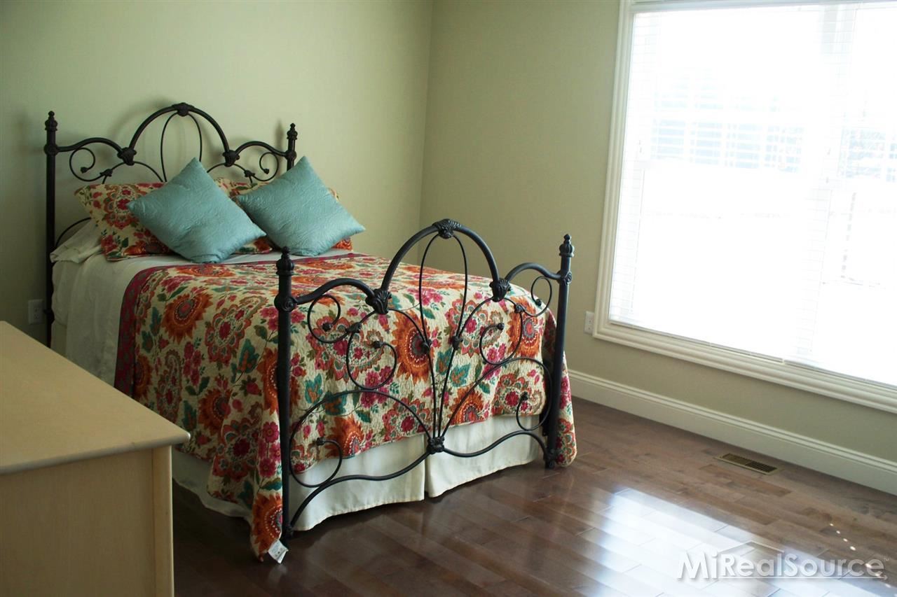 6572 Rattle Run Road St. Clair, MI 48079 - Photo 18 of 29 31168864-17.JPG
