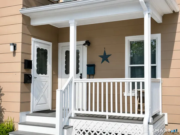 $1,275 | 2 Park Street, Unit 2, Plainville, CT 06062