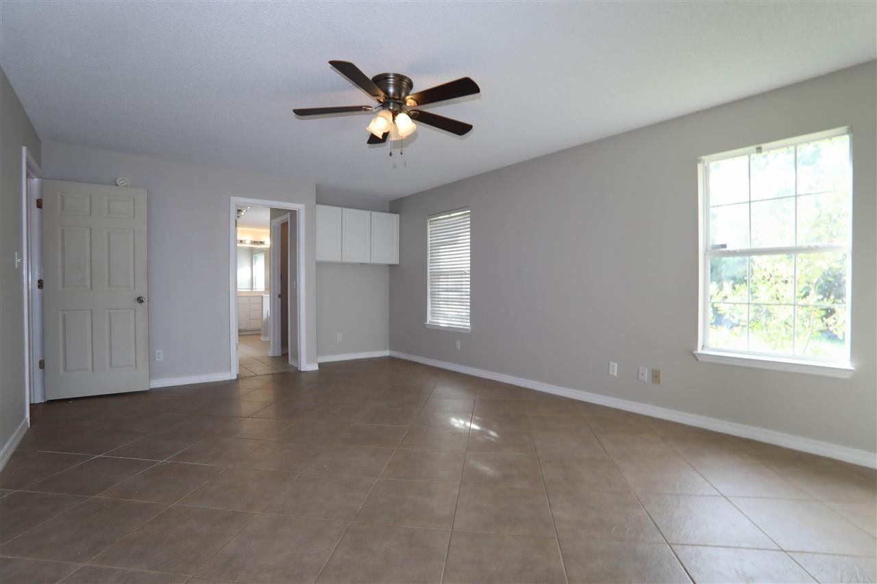 136 Gunwale Road Pensacola, FL 32507 - Photo 20 of 25