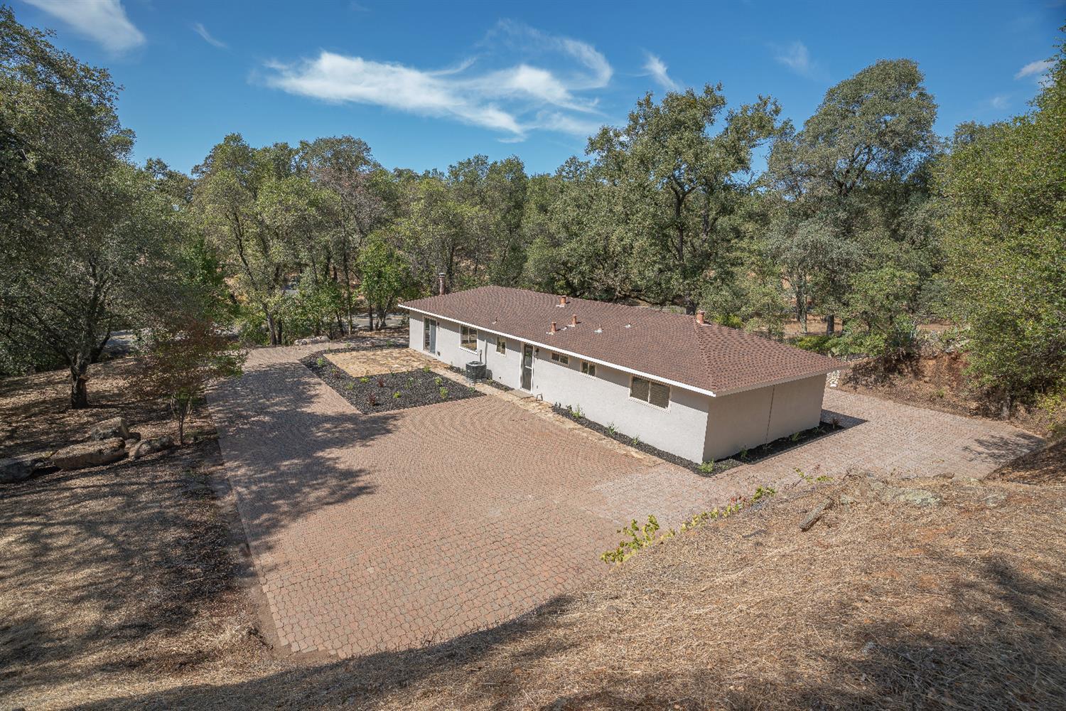 6200 Green Valley Road Placerville, CA 95667 - Photo 5 of 39 Gallery Image 5