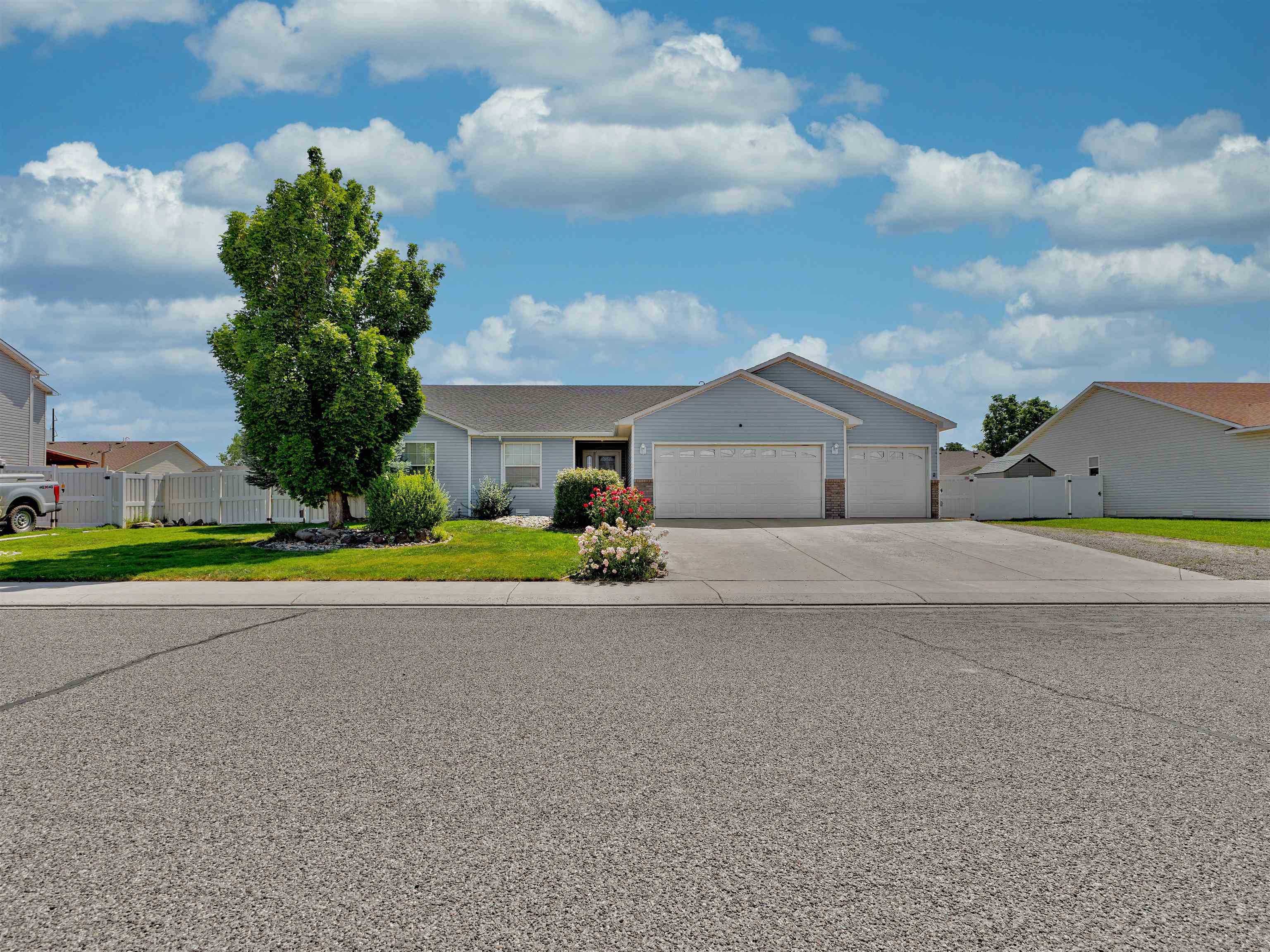 680 Stone Mountain Drive Fruita, CO 81521 - Photo 32 of 32 a front view of house with yard
