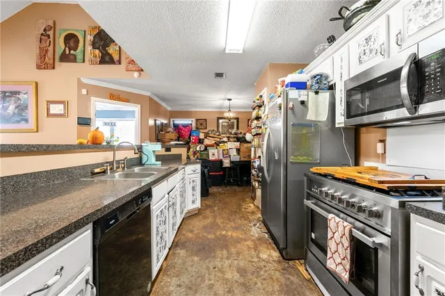 $229,000 | 11045 Knotty Pine Place, Hampton, GA 30228