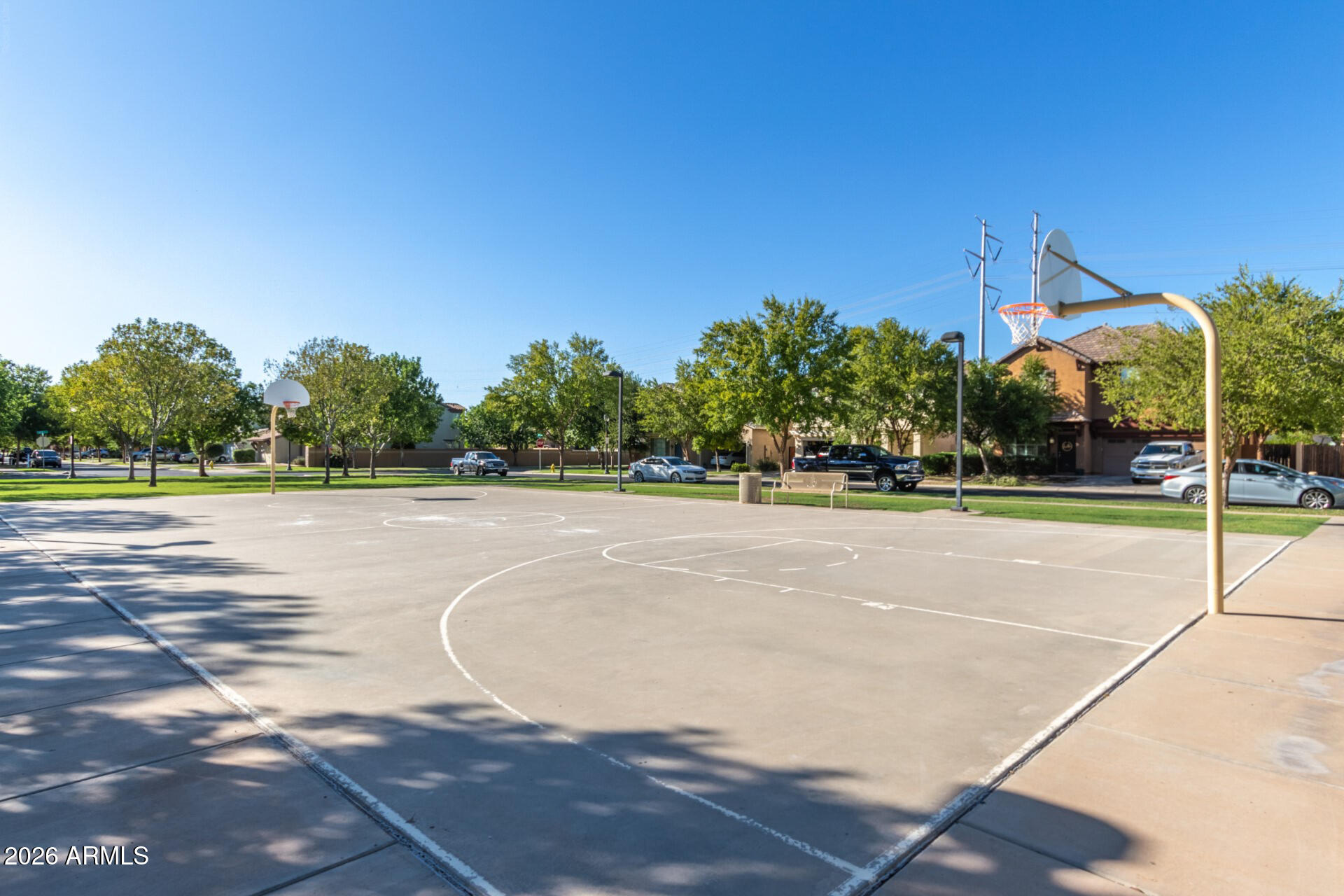 4331 East Cullumber Street Gilbert, AZ 85234 - Photo 37 of 42 a view of a basket ball ground