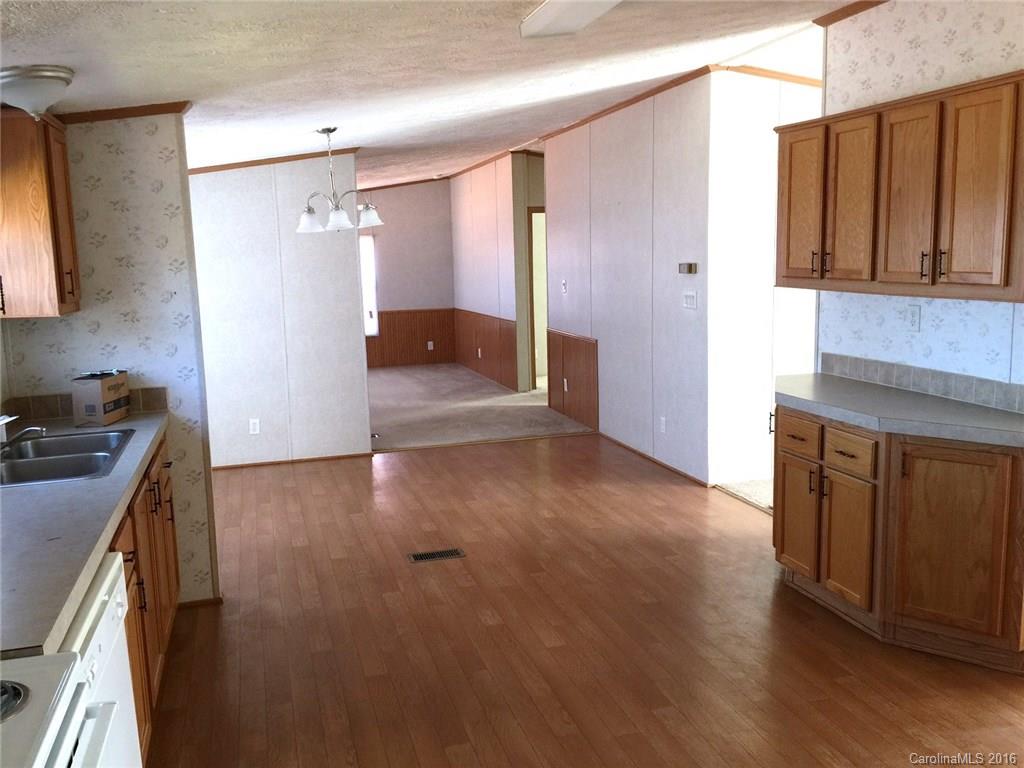 3196 Dr Nichols Road York, SC 29745 - Photo 4 of 9 Gallery Image 4
