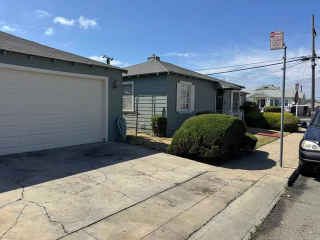 $549,900 | 10407 Pontiac Street, Oakland, CA 94603