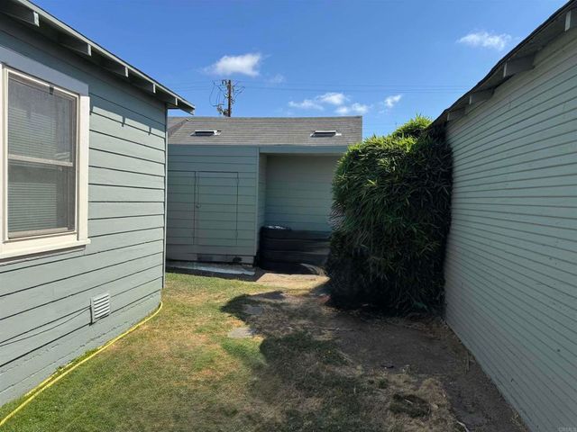 $549,900 | 10407 Pontiac Street, Oakland, CA 94603