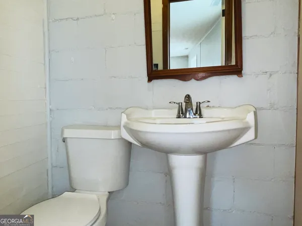 $1,200 | 406 East Main Street, Hogansville, GA 30230