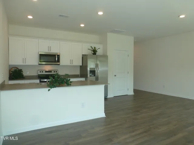 $1,975 | 1025 Saylors Place, Unit 4, Jonesborough, TN 37659