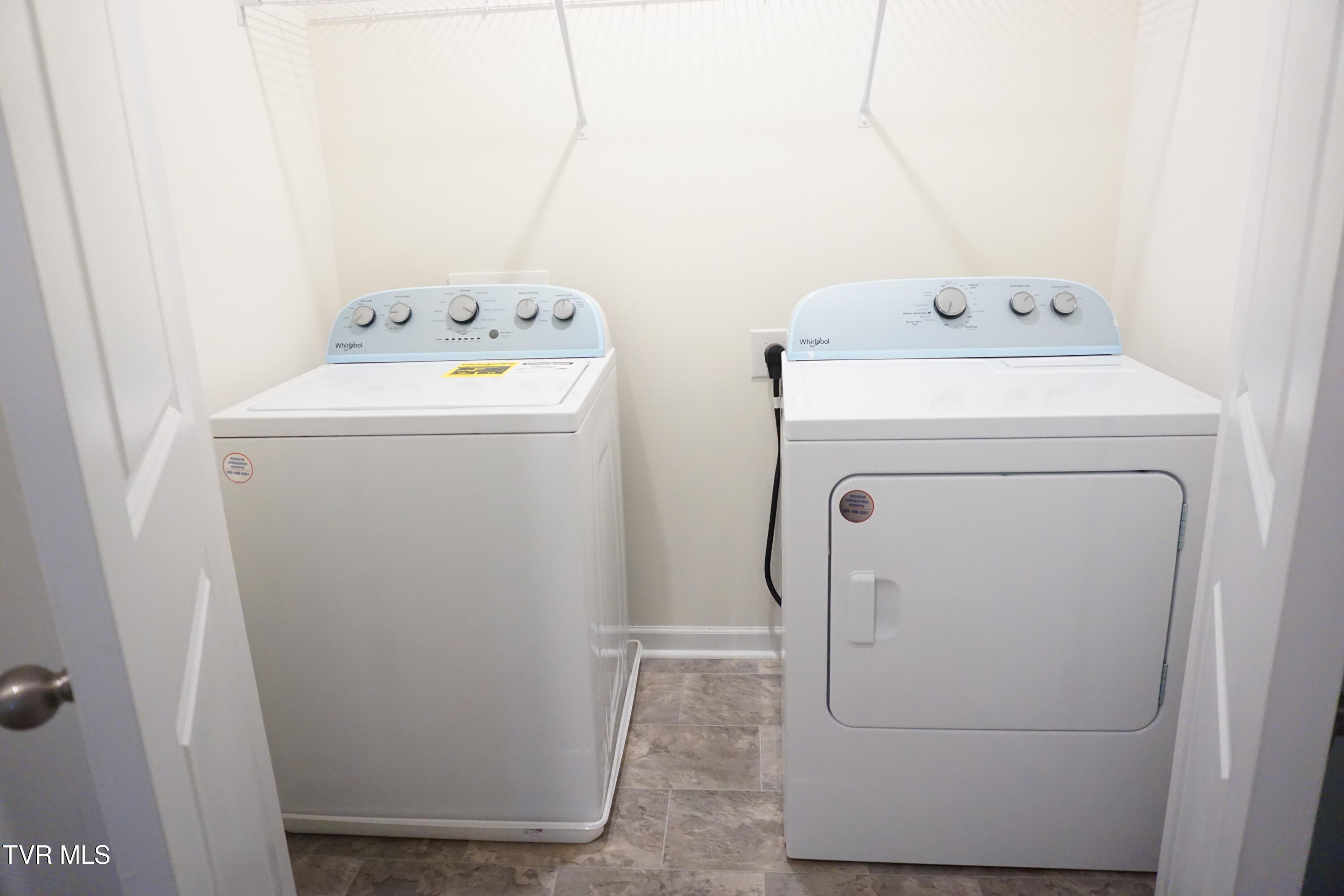 1025 Saylors Place, Unit 4 Jonesborough, TN 37659 - Photo 13 of 24 15