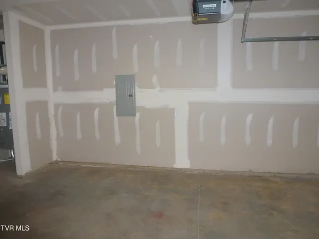 $1,975 | 1025 Saylors Place, Unit 4, Jonesborough, TN 37659