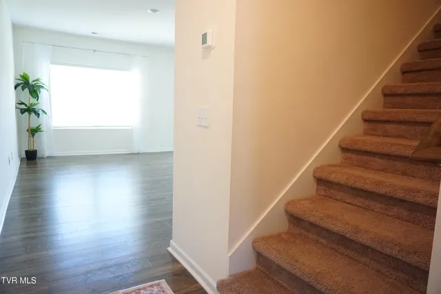 $1,900 | 1025 Saylors Place, Unit 4, Jonesborough, TN 37659