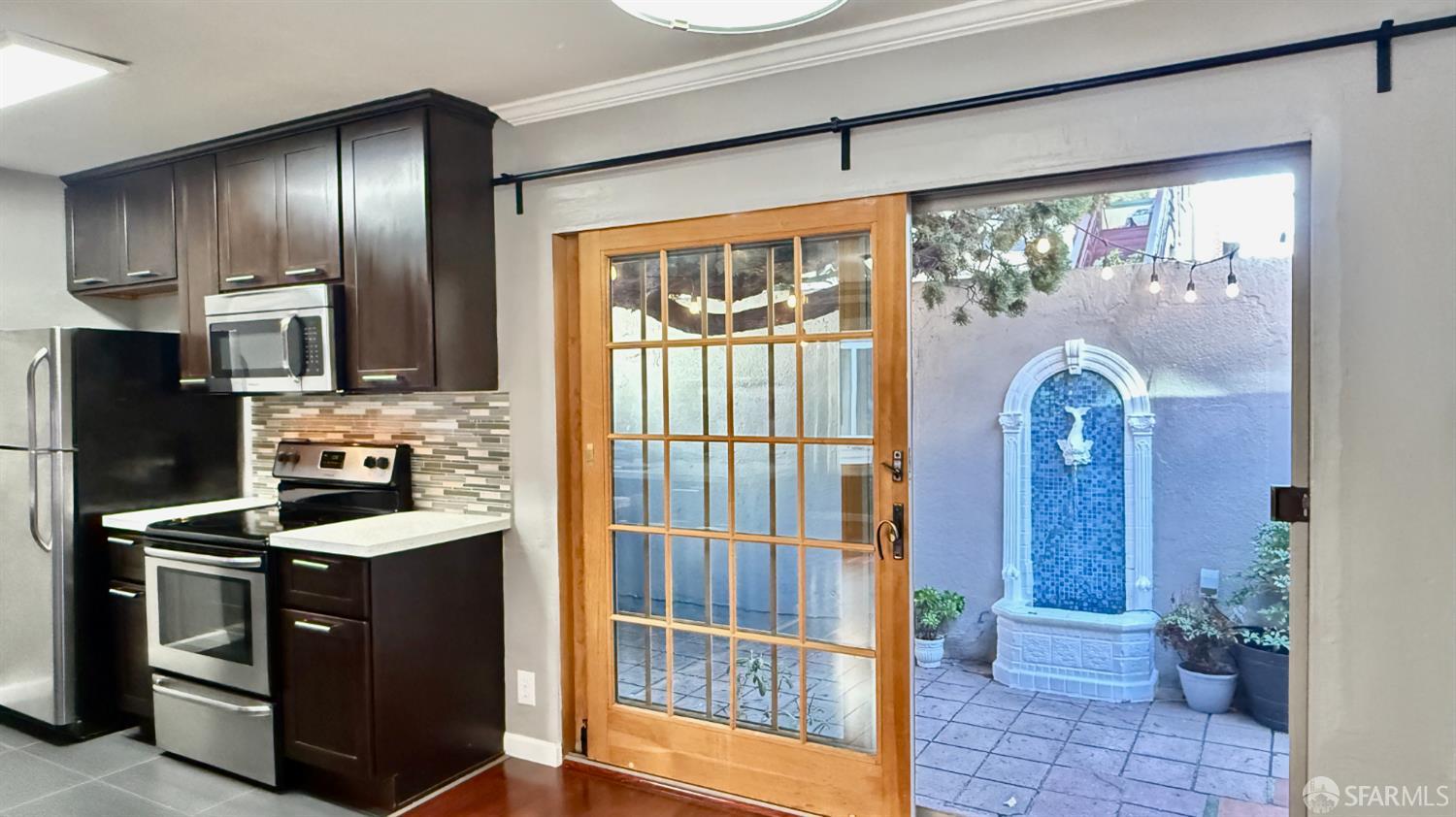 330 Vernon Street, Unit 111 Oakland, CA 94610 - Photo 14 of 38