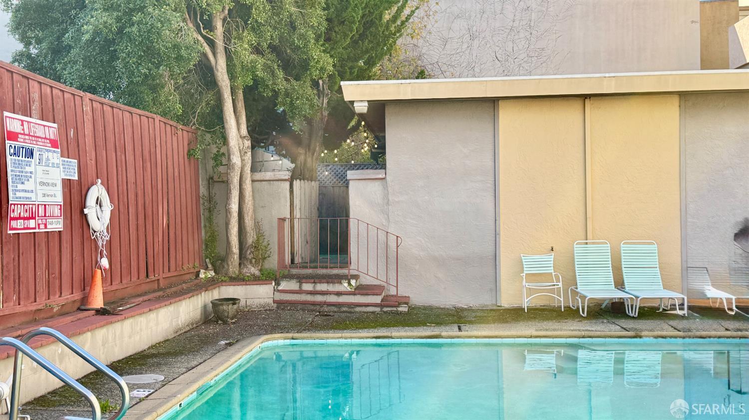 330 Vernon Street, Unit 111 Oakland, CA 94610 - Photo 25 of 38