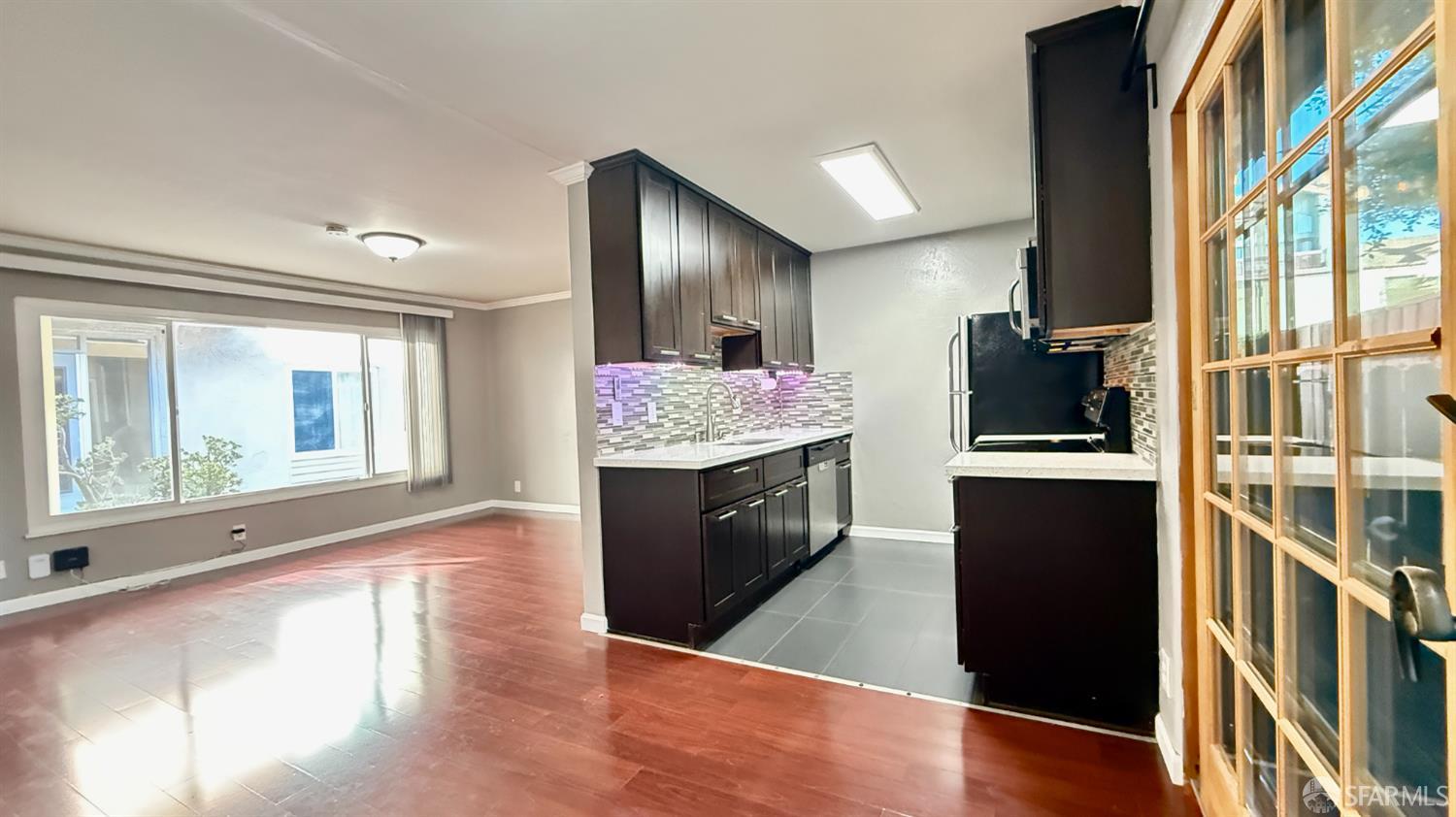 330 Vernon Street, Unit 111 Oakland, CA 94610 - Photo 8 of 38