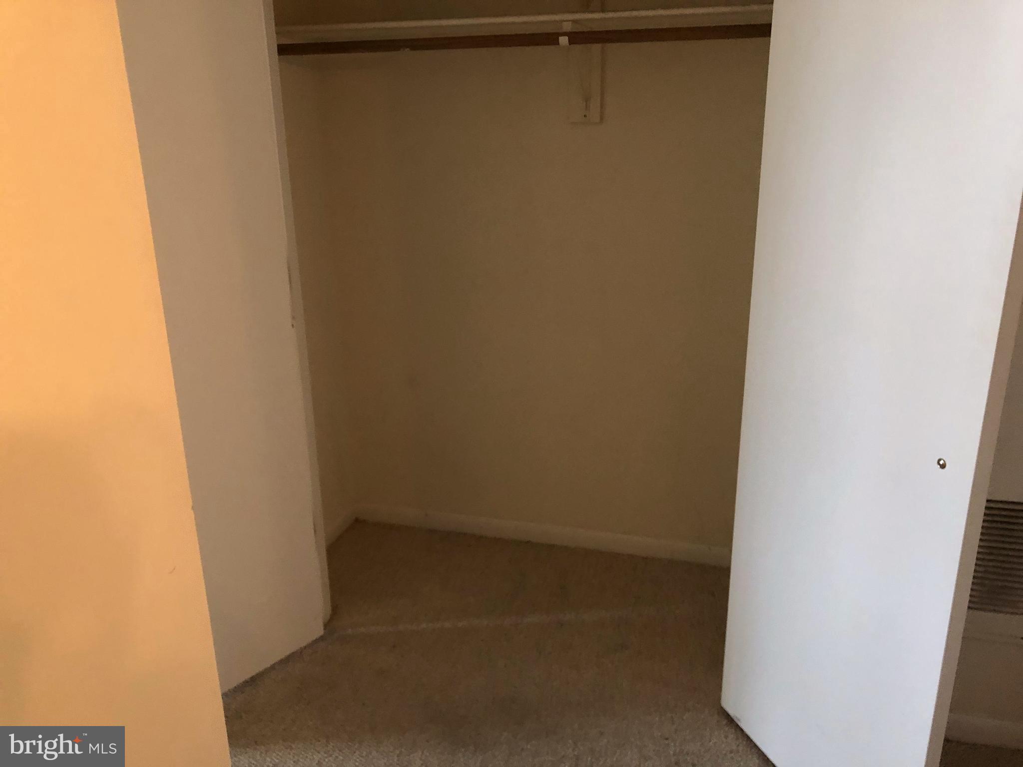 355 I Street Southwest, Unit 626 Washington, DC 20024 - Photo 5 of 8 a view of door