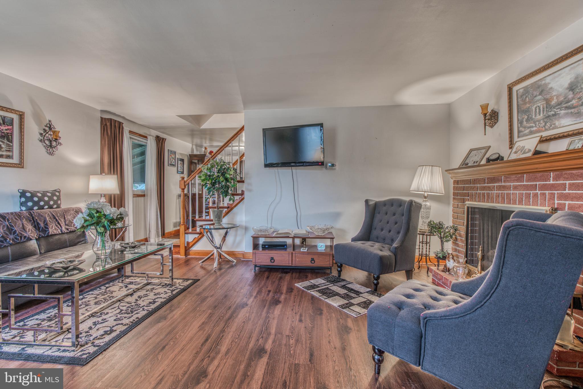 7871 Kentley Road Baltimore, MD 21222 - Photo 3 of 32
