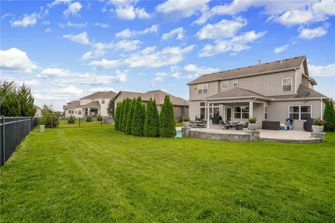 $875,000 | 15854 West 165th Terrace, Olathe, KS 66062