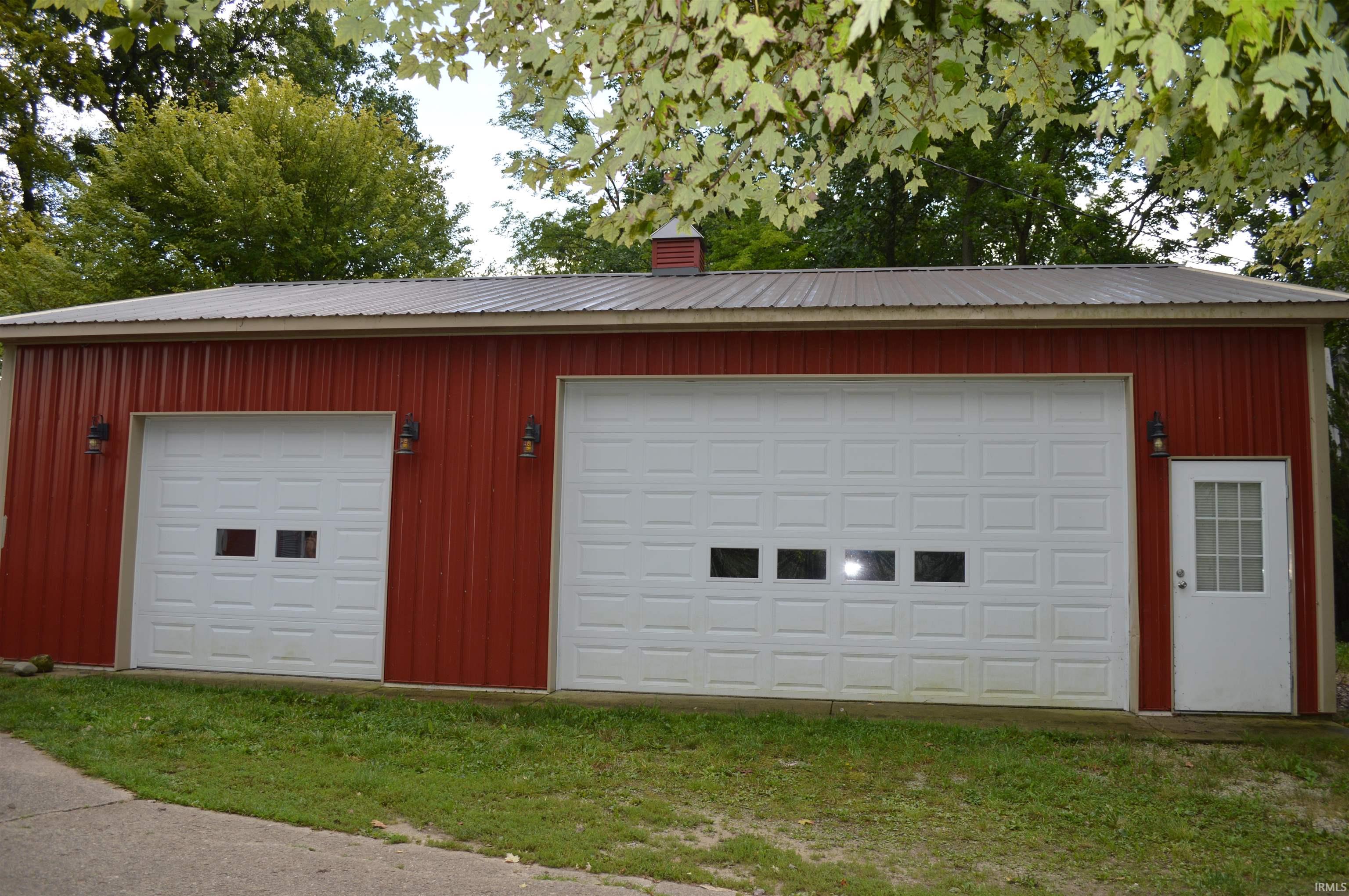8648 East Koher Road South Syracuse, IN 46567 - Photo 12 of 14 Gallery Image 12