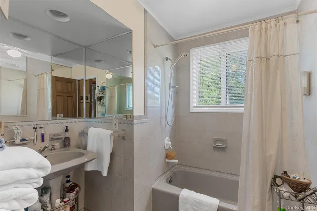 $695,000 | 886 Burlingham Road, Pine Bush, NY 12566