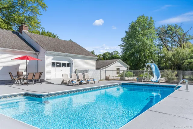 $695,000 | 886 Burlingham Road, Pine Bush, NY 12566