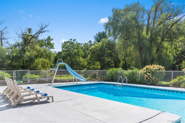 $695,000 | 886 Burlingham Road, Pine Bush, NY 12566