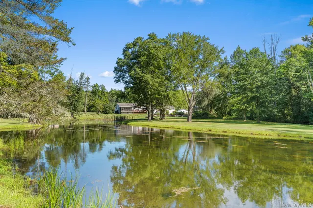 $695,000 | 886 Burlingham Road, Pine Bush, NY 12566